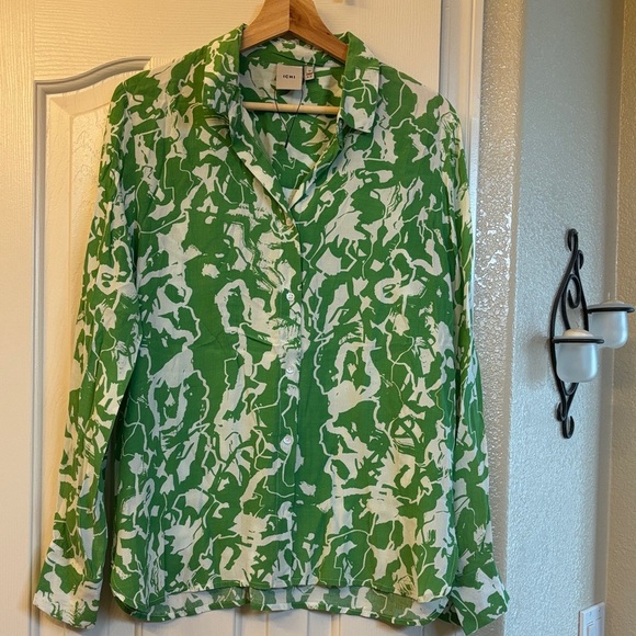 ICHI Tops - ICHI Regine Green And White Abstract Pattern Blouse